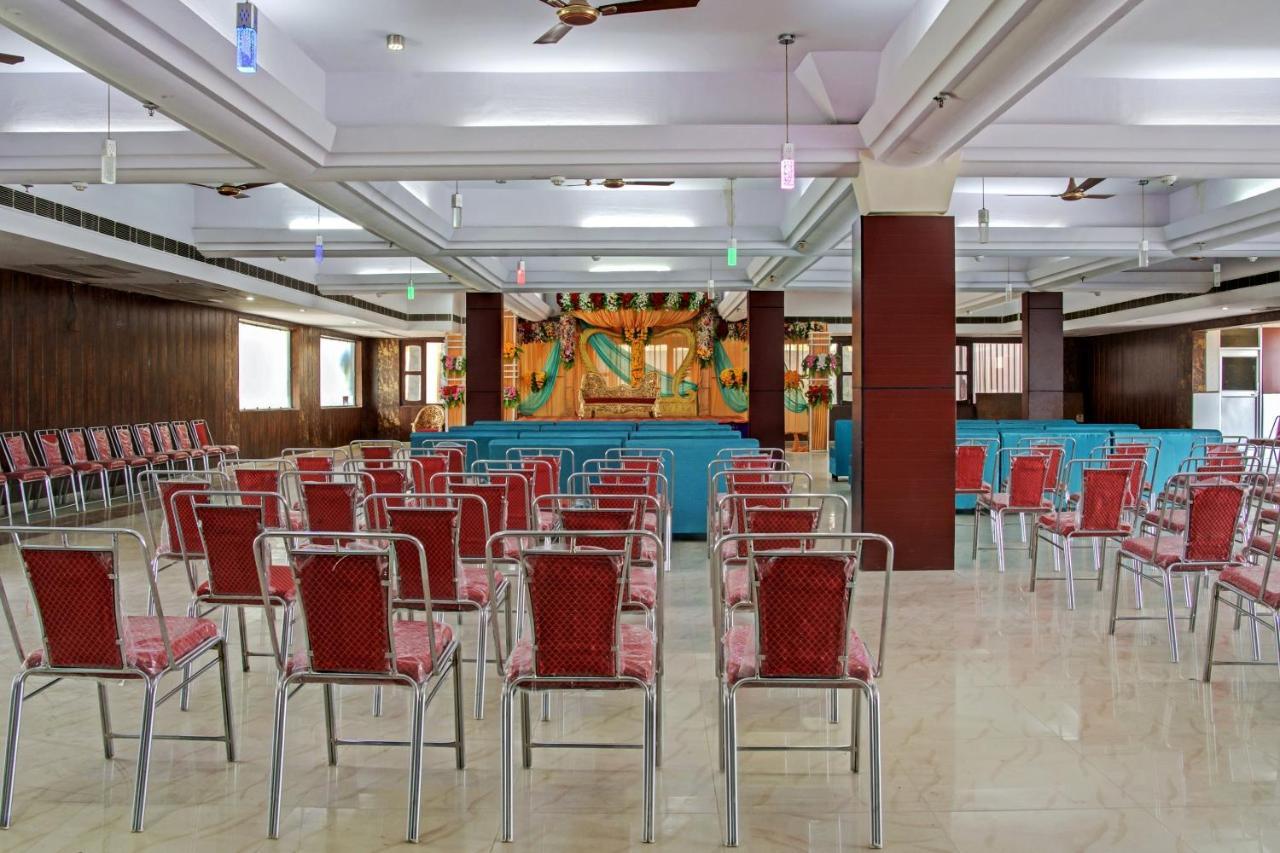 Hotel Oyo 62241 Swastik Garden Dhāmpur Esterno foto