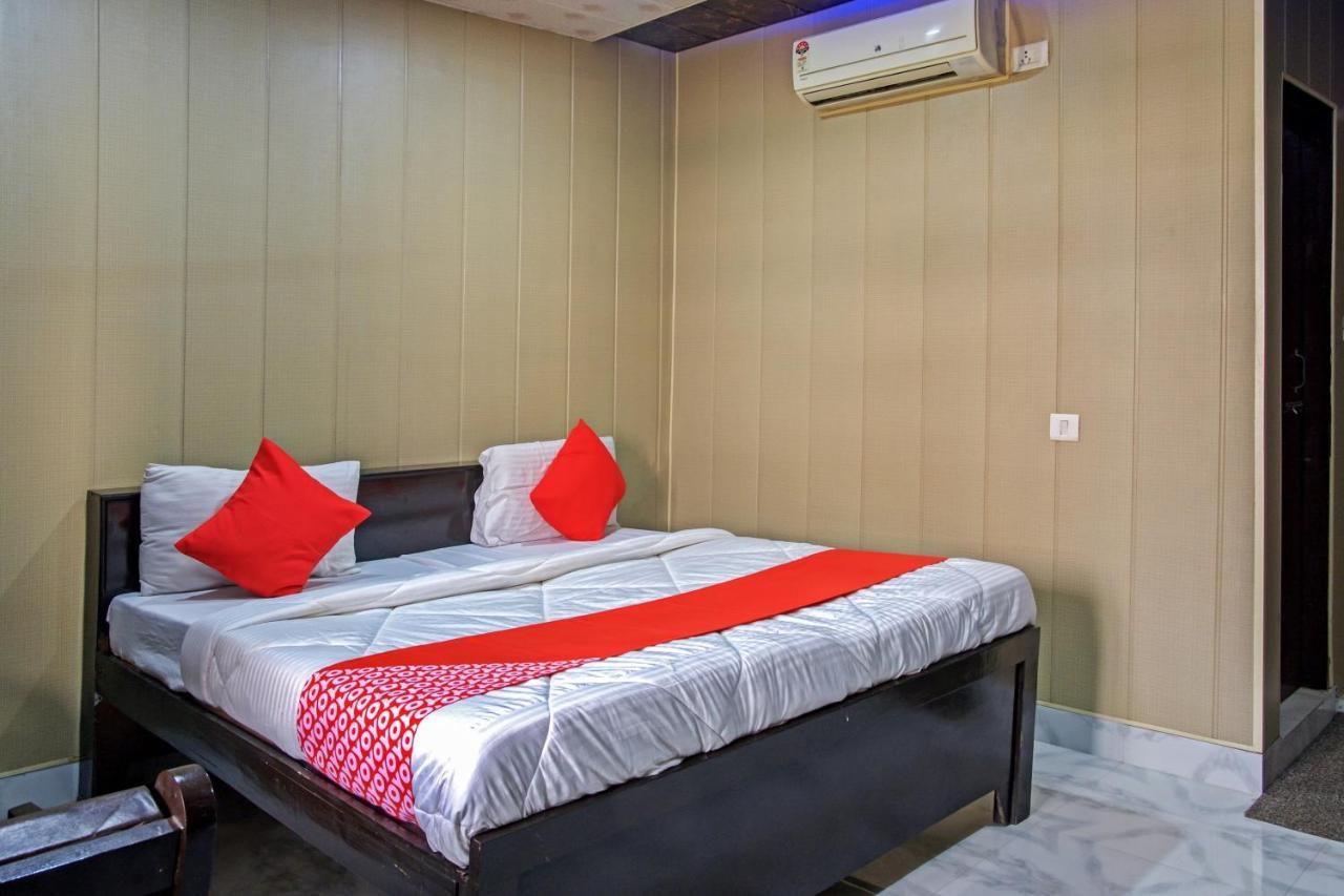 Hotel Oyo 62241 Swastik Garden Dhāmpur Esterno foto